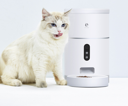Smart WiFi Automatic Pet Feeder with 1080P Camera (4L Capacity)
